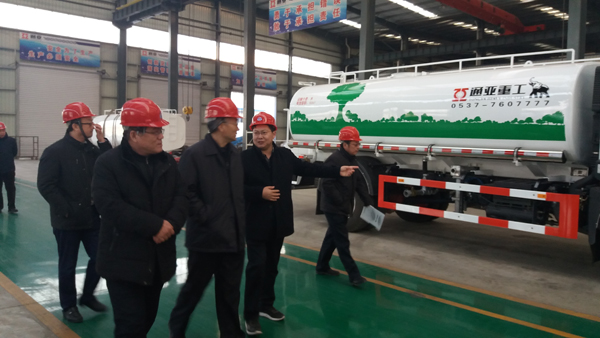 山東省質監局監督處處長及梁山縣各領導來我公司參觀指導